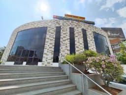 St. Johns Universal School St. Johns Universal School