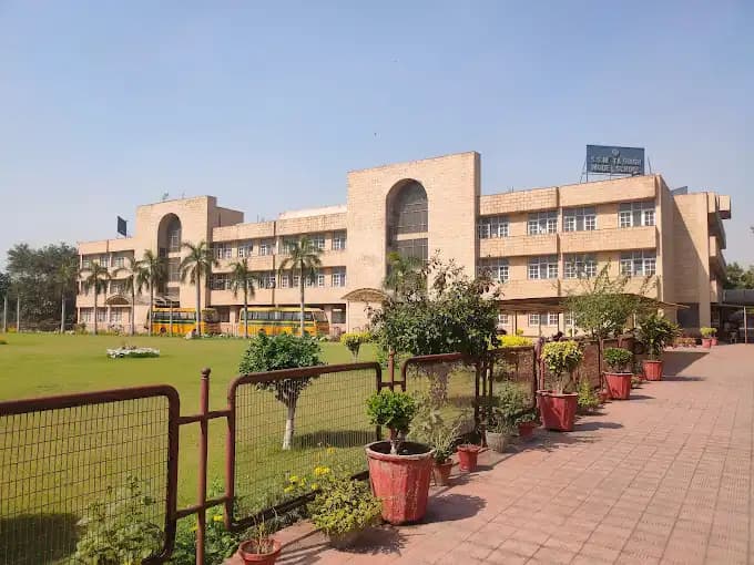S.s.mota Singh Model School S.s.mota Singh Model School