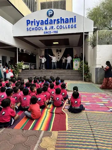 Priyadarshani School Priyadarshani School