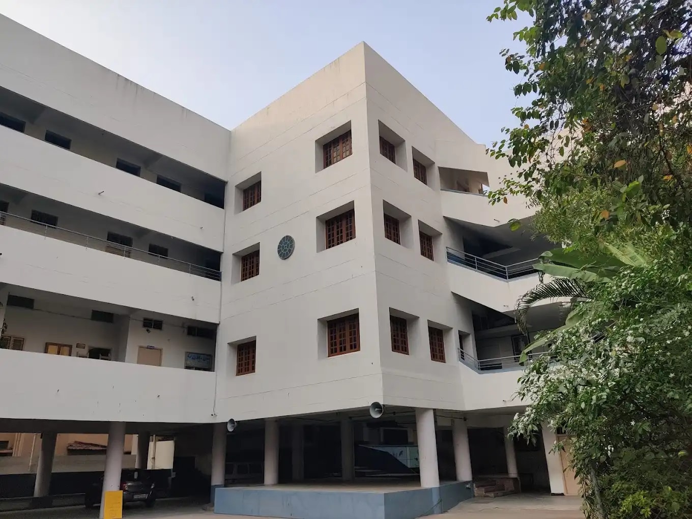 The Mothers Integral School The Mothers Integral School