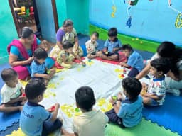 Kinder Lounge Kinder Lounge